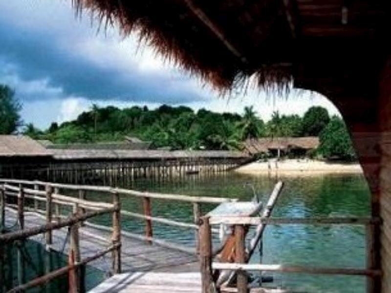 Bintan Laguna Restaurant And Resort Teluk Bakau ภายนอก รูปภาพ